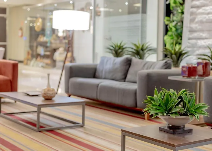 Deville Prime CuiabáHotel Em